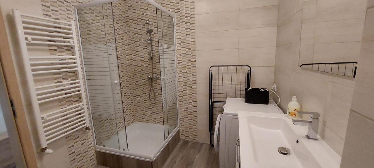 Laguna Beach Apartmanok Siófok Buitenkant foto