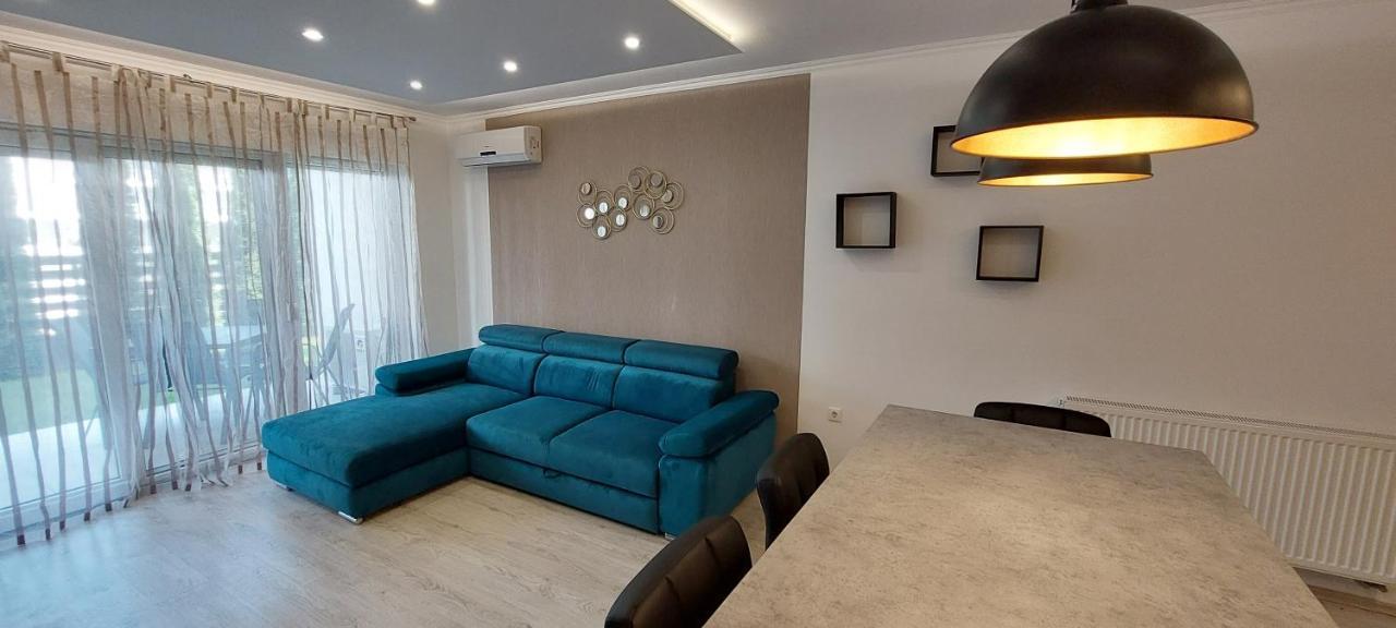 Laguna Beach Apartmanok Siófok Buitenkant foto