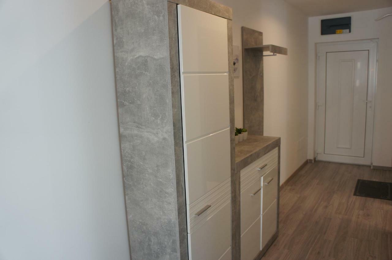 Laguna Beach Apartmanok Siófok Buitenkant foto
