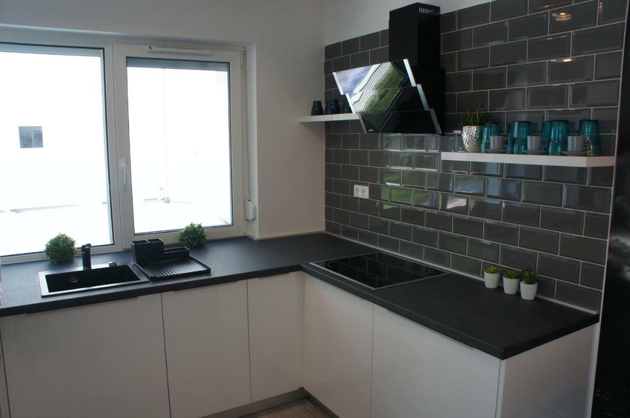 Laguna Beach Apartmanok Siófok Buitenkant foto