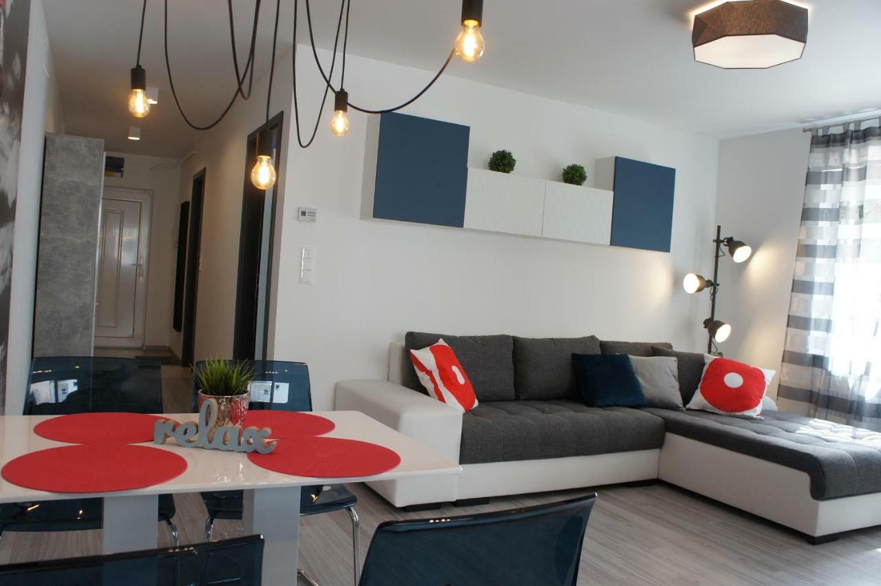 Laguna Beach Apartmanok Siófok Buitenkant foto