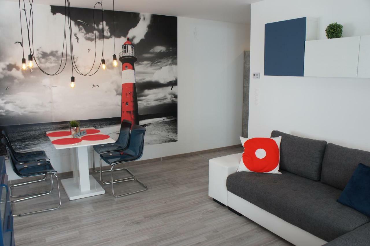 Laguna Beach Apartmanok Siófok Buitenkant foto